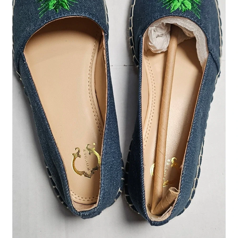 C. Wonder Penelope Denim Pineapple Embroidered Espadrille Flats‎ Blue A291212 5M